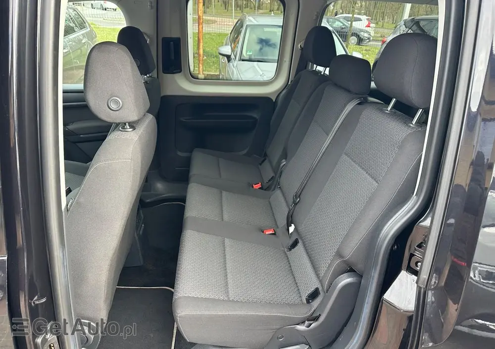 VOLKSWAGEN Caddy 2.0 (7-Si.) DSG Maxi Highline