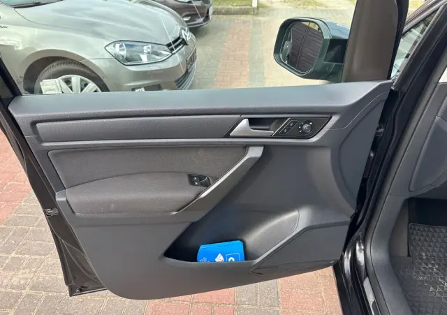 VOLKSWAGEN Caddy 2.0 (7-Si.) DSG Maxi Highline