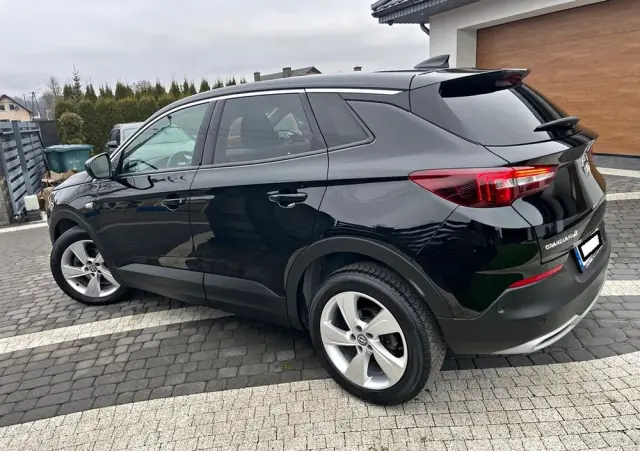 OPEL Grandland X 1.6 D Start/Stop Business INNOVATION