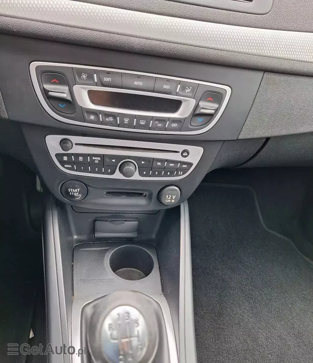 RENAULT Megane 1.6 16V (110 KM)