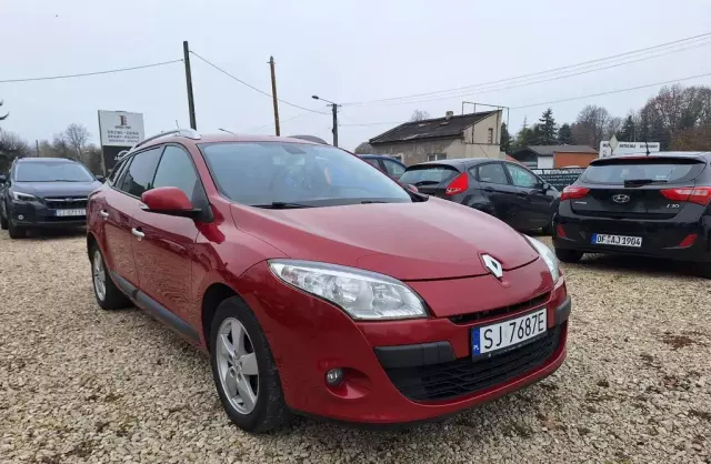 RENAULT Megane 1.6 16V (110 KM)