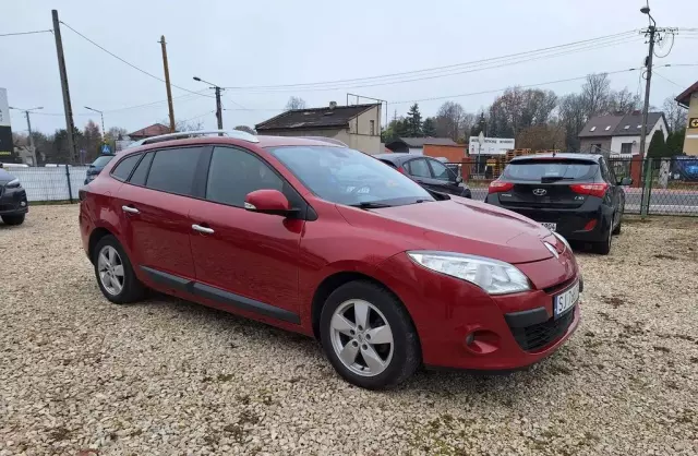 RENAULT Megane 1.6 16V (110 KM)
