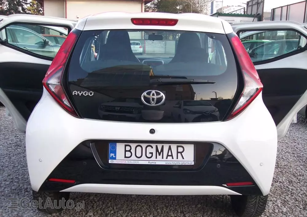 TOYOTA Aygo 1.0 VVT-i Black Edition
