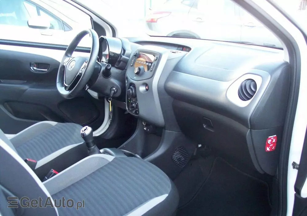 TOYOTA Aygo 1.0 VVT-i Black Edition