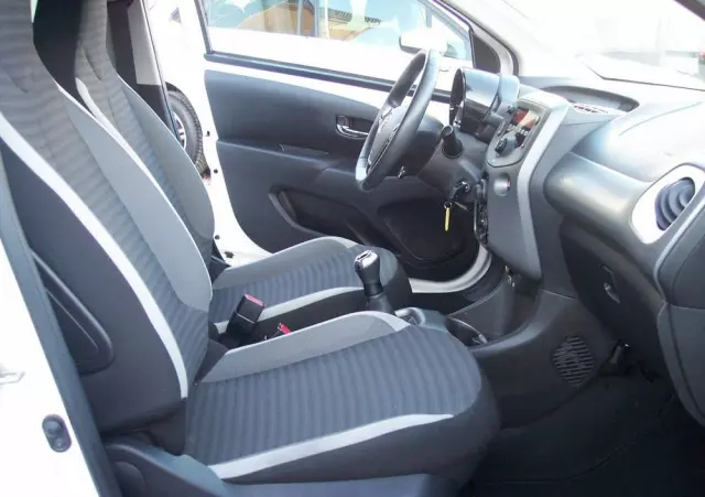 TOYOTA Aygo 1.0 VVT-i Black Edition