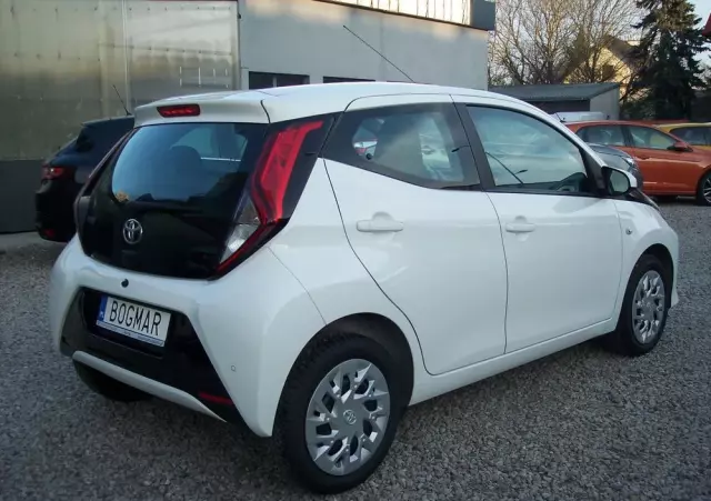 TOYOTA Aygo 1.0 VVT-i Black Edition