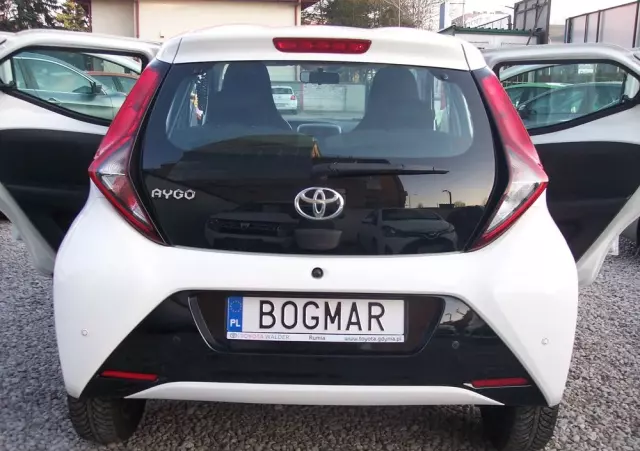 TOYOTA Aygo 1.0 VVT-i Black Edition