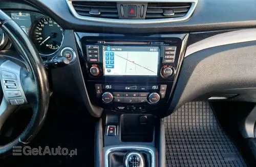 NISSAN Qashqai 2 