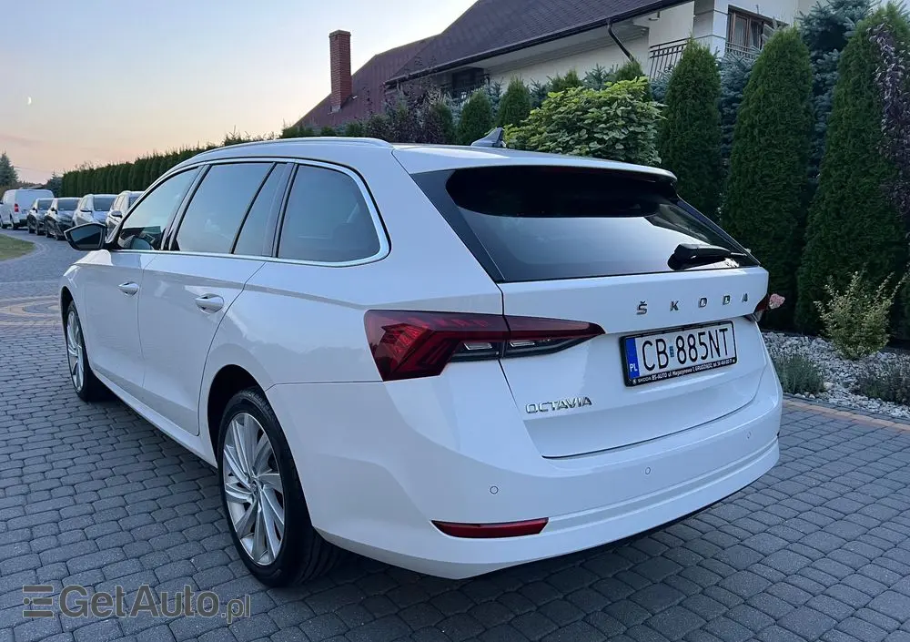 SKODA Octavia 2.0 TDI Style DSG