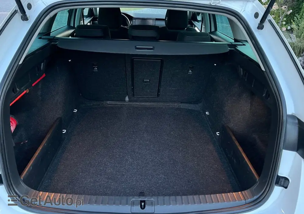 SKODA Octavia 2.0 TDI Style DSG