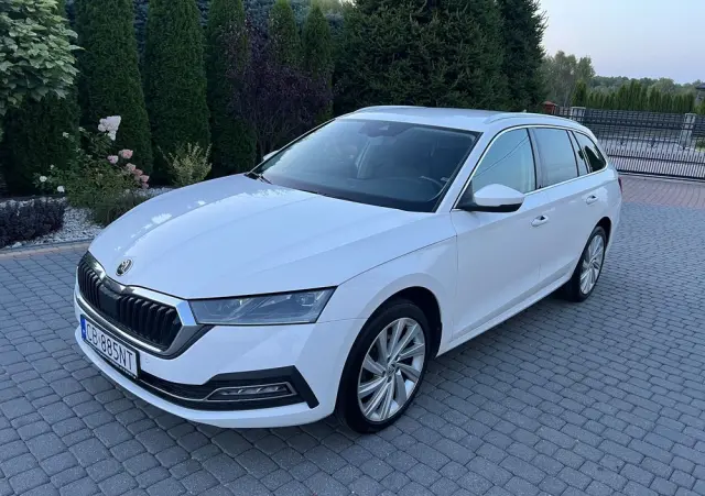SKODA Octavia 2.0 TDI Style DSG