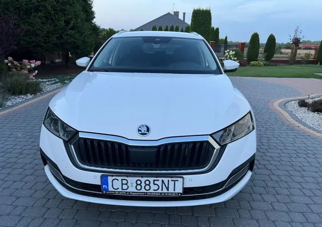 SKODA Octavia 2.0 TDI Style DSG
