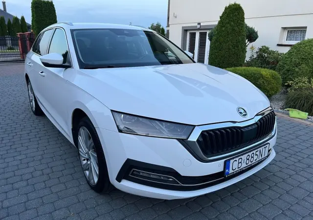 SKODA Octavia 2.0 TDI Style DSG