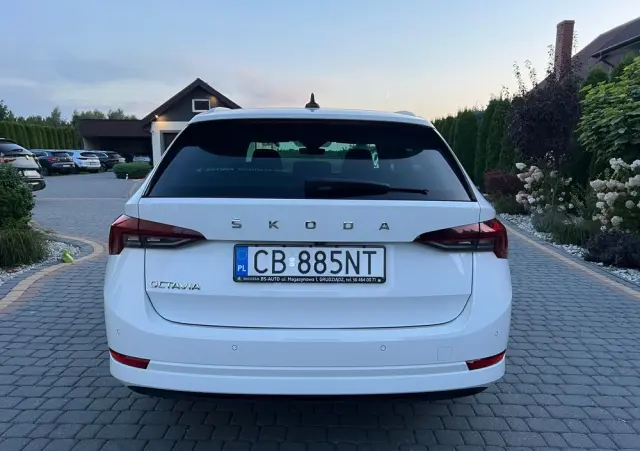 SKODA Octavia 2.0 TDI Style DSG