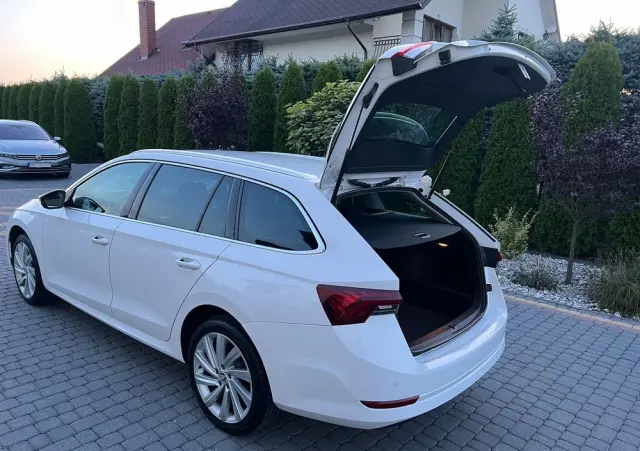 SKODA Octavia 2.0 TDI Style DSG