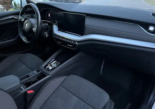 SKODA Octavia 2.0 TDI Style DSG