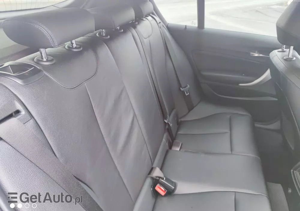 BMW Seria 1 118i Sport Line Shadow