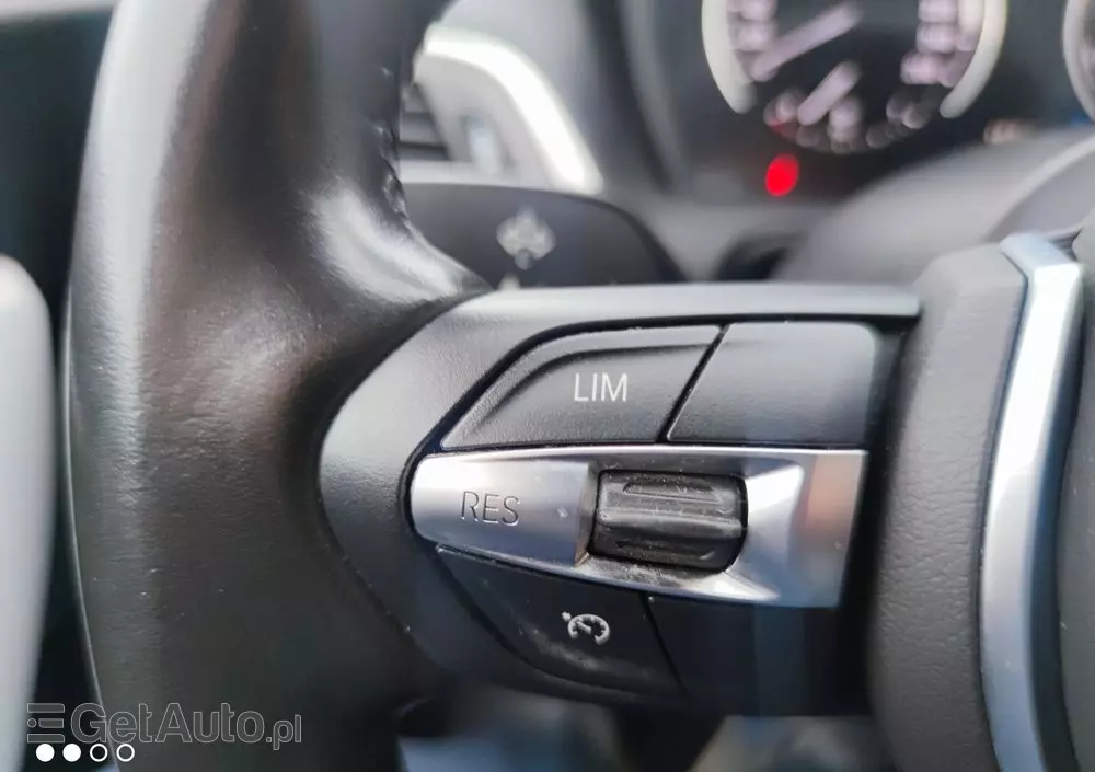 BMW Seria 1 118i Sport Line Shadow