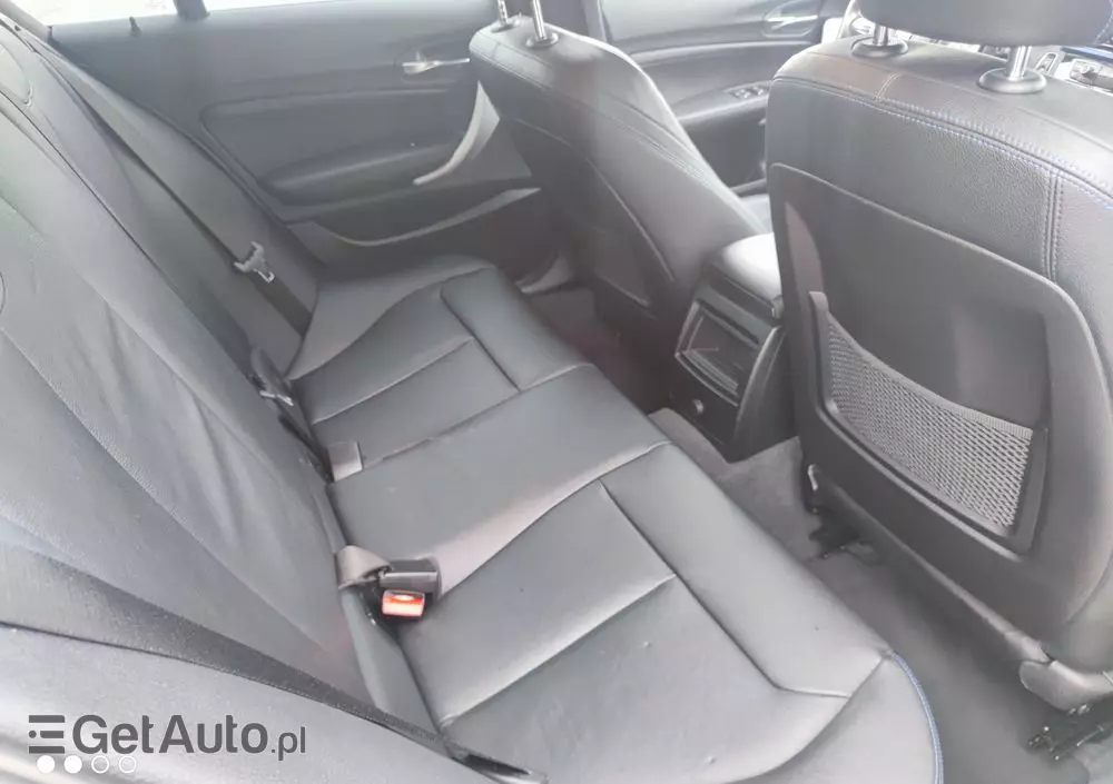 BMW Seria 1 118i Sport Line Shadow