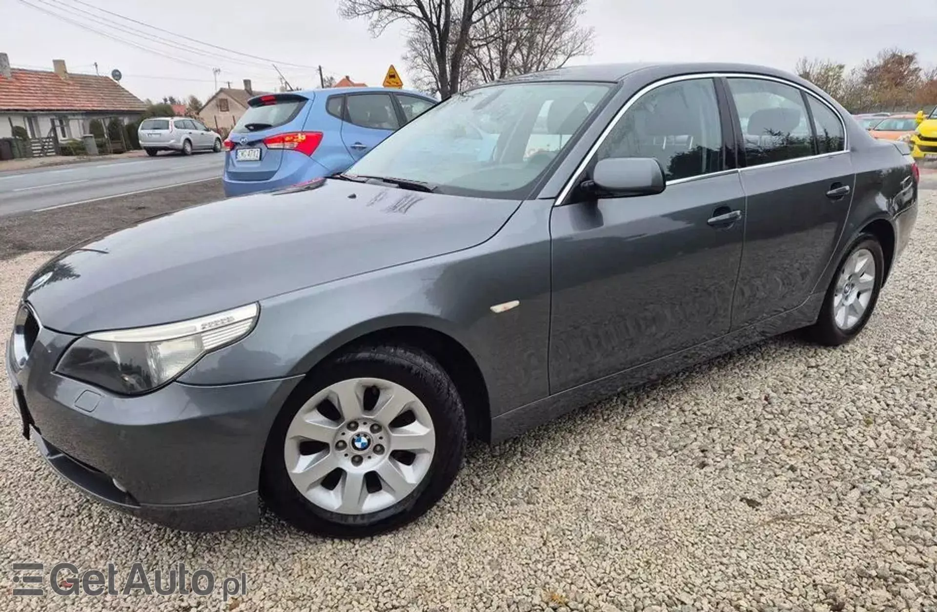 BMW Seria 5 523i (177 KM)