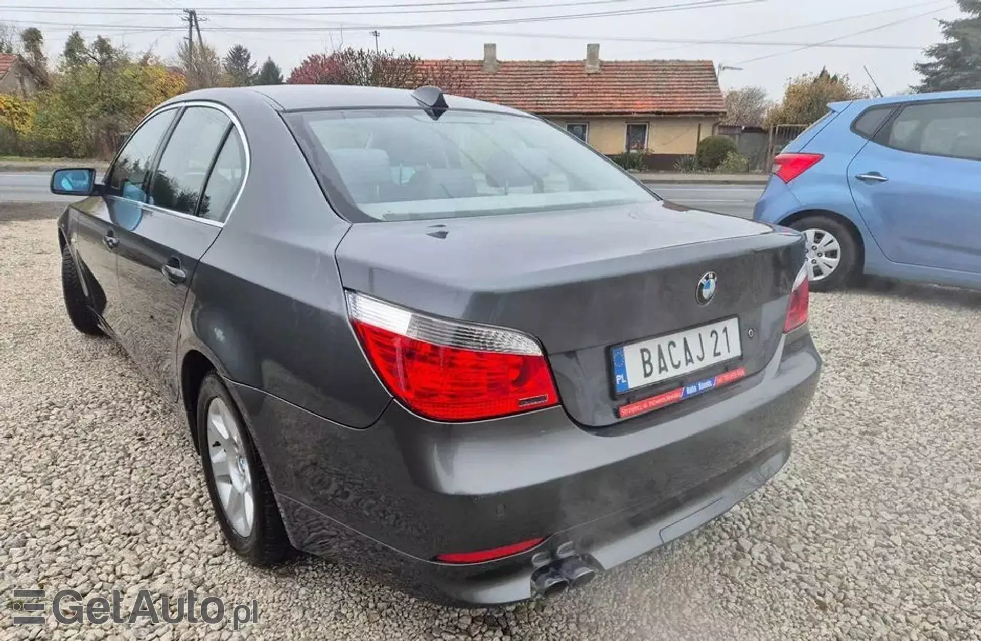 BMW Seria 5 523i (177 KM)
