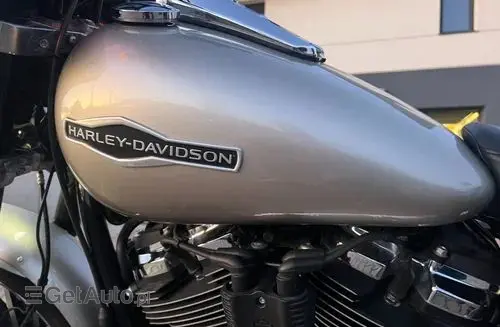 HARLEY-DAVIDSON Sport Glide Softail FLSB 