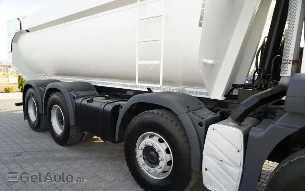 MAN TGS 35.440 / 8X4 / WYWROTKA TYLNOZSYPOWA / HYDROKLAPA / MANUAL  / EURO 5 