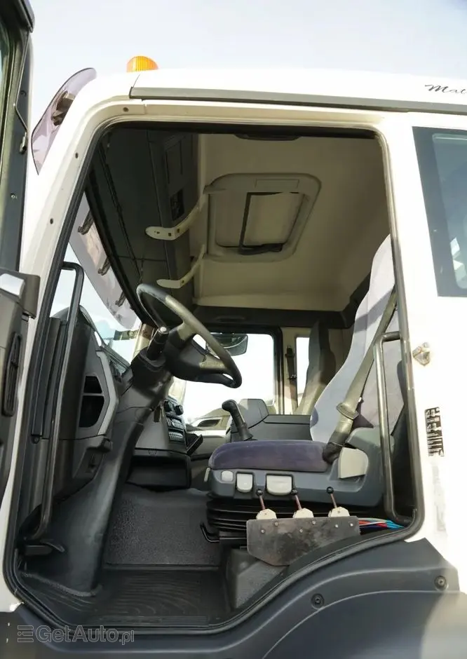 MAN TGS 35.440 / 8X4 / WYWROTKA TYLNOZSYPOWA / HYDROKLAPA / MANUAL  / EURO 5 