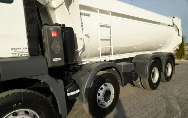 MAN TGS 35.440 / 8X4 / WYWROTKA TYLNOZSYPOWA / HYDROKLAPA / MANUAL  / EURO 5 