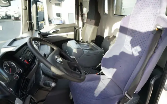 MAN TGS 35.440 / 8X4 / WYWROTKA TYLNOZSYPOWA / HYDROKLAPA / MANUAL  / EURO 5 