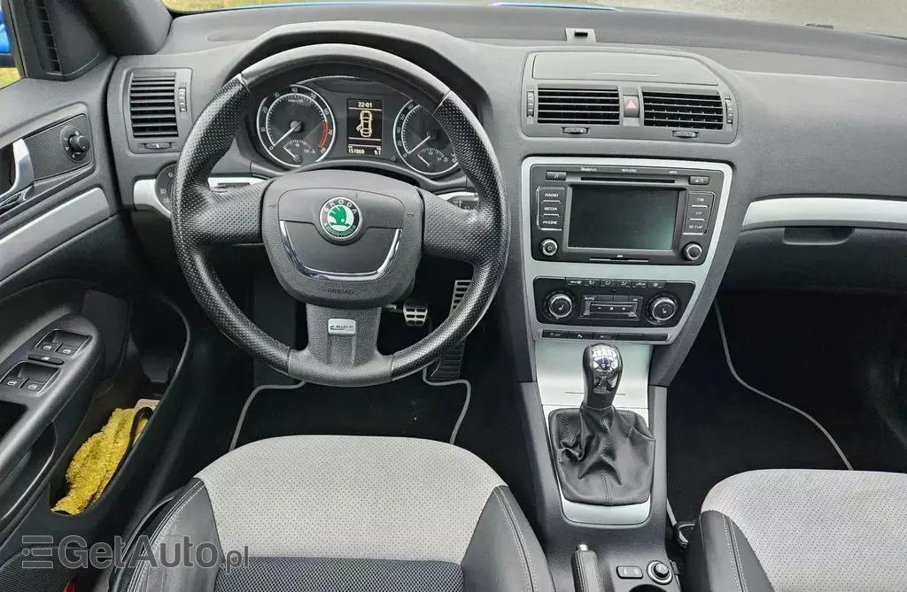 SKODA Octavia 