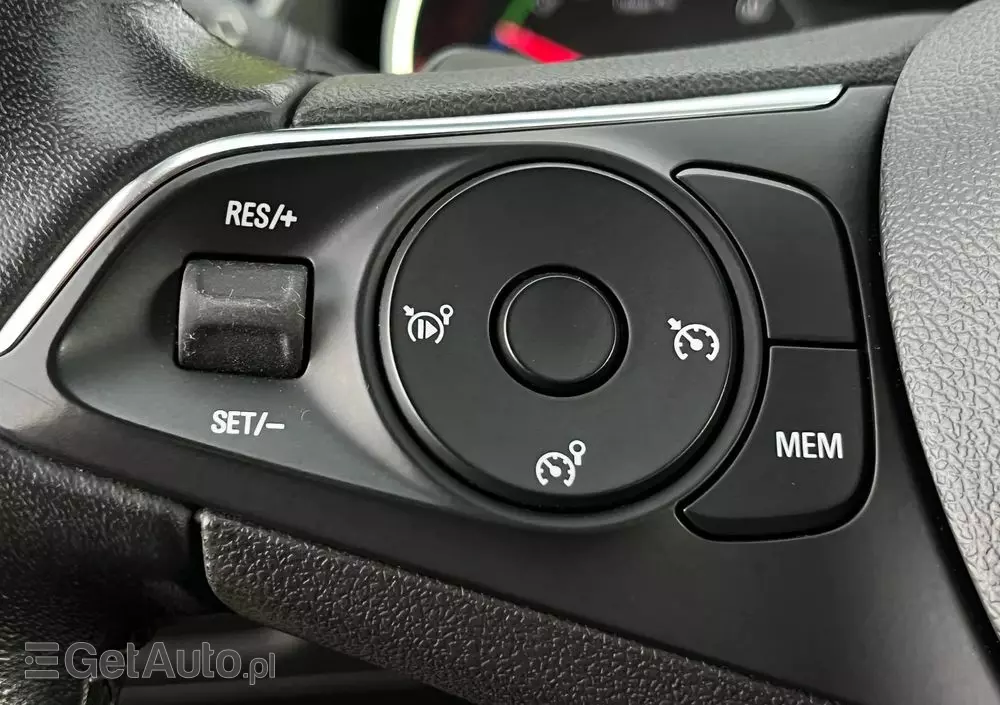 OPEL Grandland X 1.6 T PHEV 4x4 Elegance