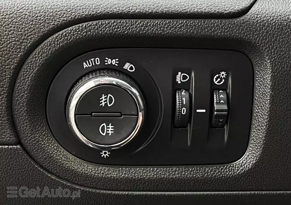 OPEL Grandland X 1.6 T PHEV 4x4 Elegance