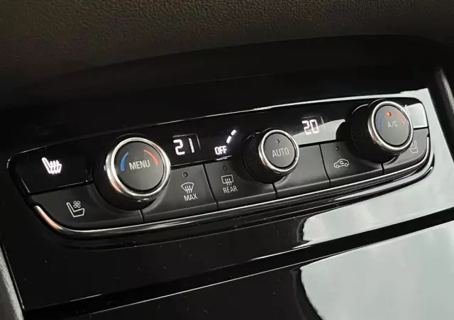 OPEL Grandland X 1.6 T PHEV 4x4 Elegance