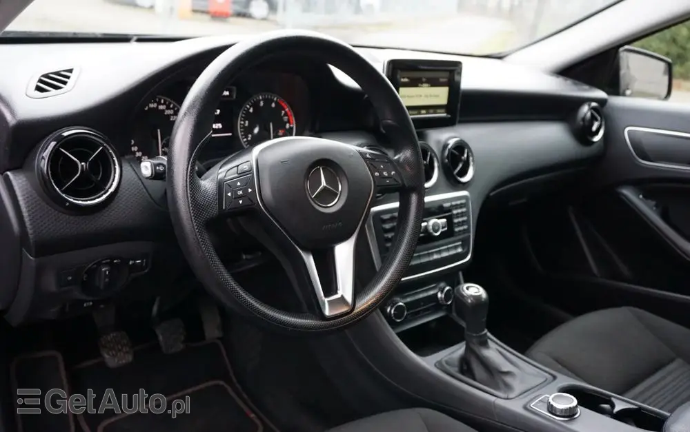 MERCEDES-BENZ Klasa A 180 StreetStyle