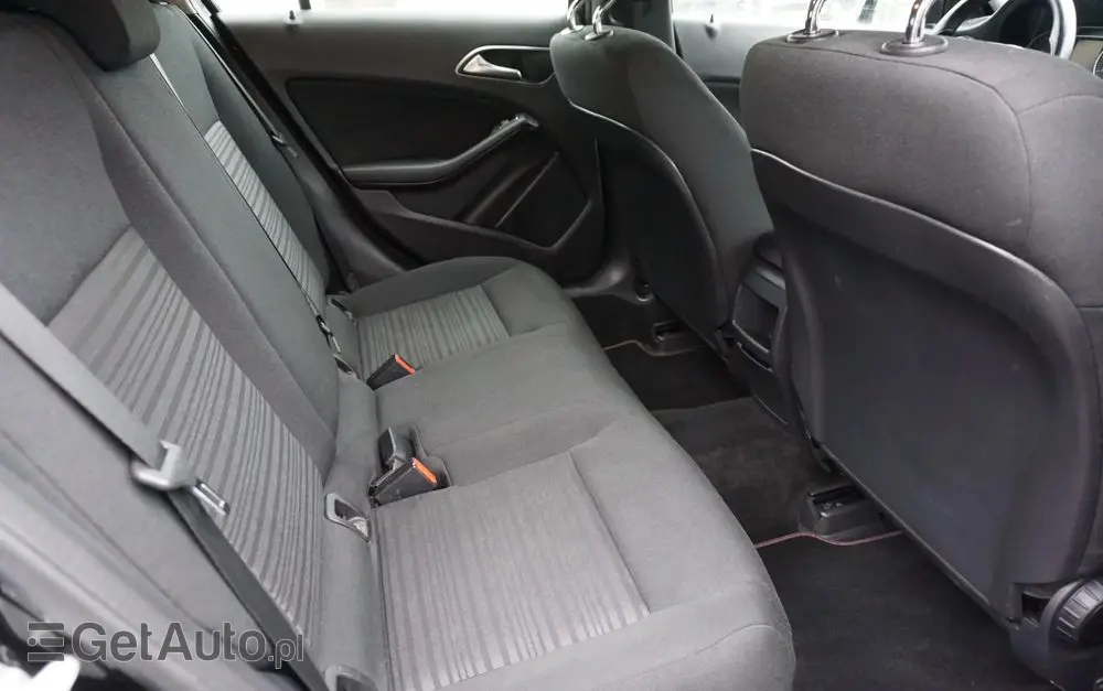 MERCEDES-BENZ Klasa A 180 StreetStyle