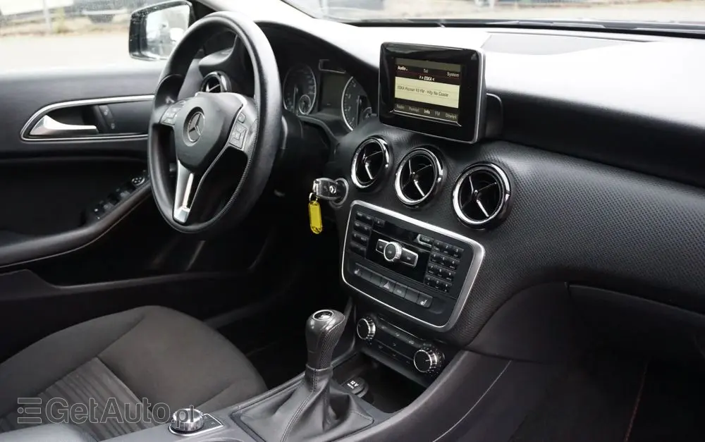 MERCEDES-BENZ Klasa A 180 StreetStyle