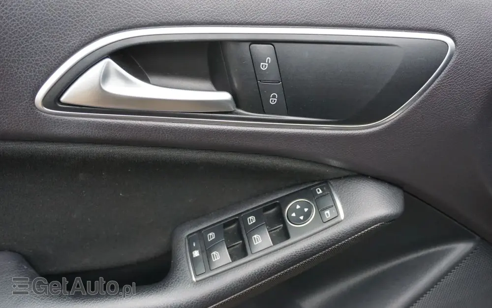 MERCEDES-BENZ Klasa A 180 StreetStyle