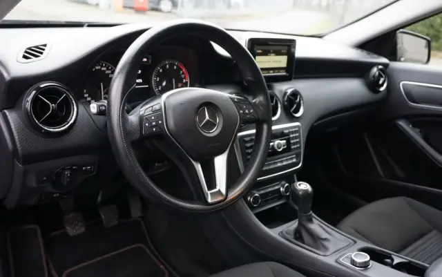 MERCEDES-BENZ Klasa A 180 StreetStyle