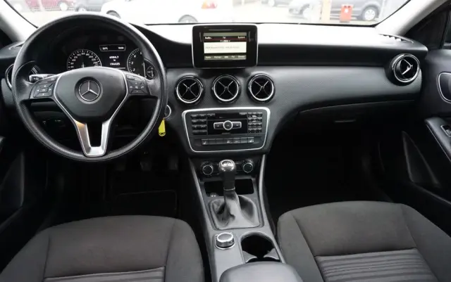 MERCEDES-BENZ Klasa A 180 StreetStyle