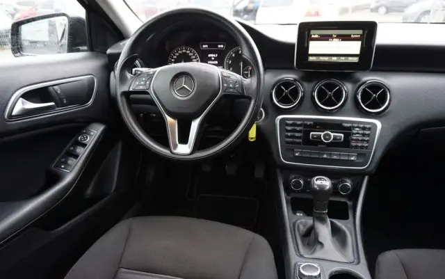 MERCEDES-BENZ Klasa A 180 StreetStyle