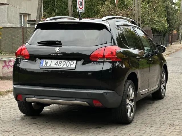 PEUGEOT 2008 
