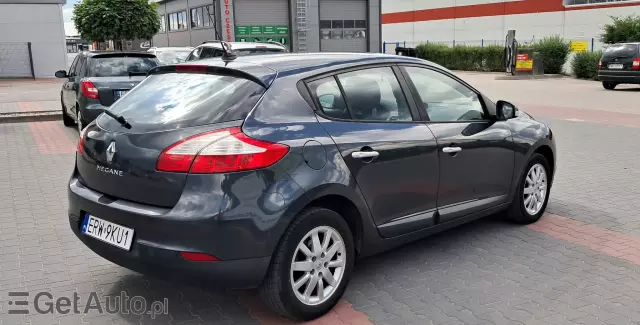 RENAULT Megane Authentique 100