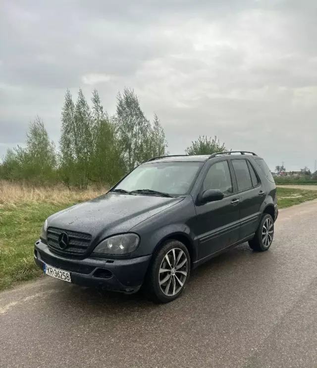 MERCEDES-BENZ ML 