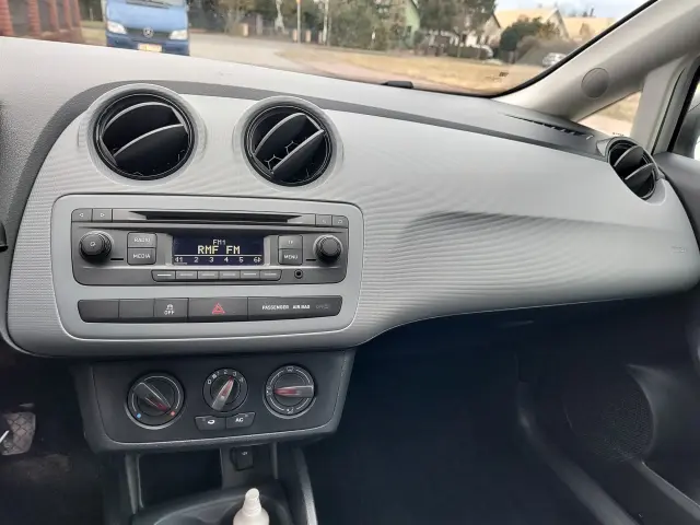 SEAT Ibiza Reference