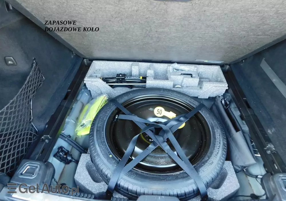 VOLVO XC 60 T5 Momentum