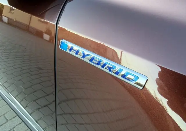 HONDA CR-V 2.0 i-MMD Executive (Honda Connect+)