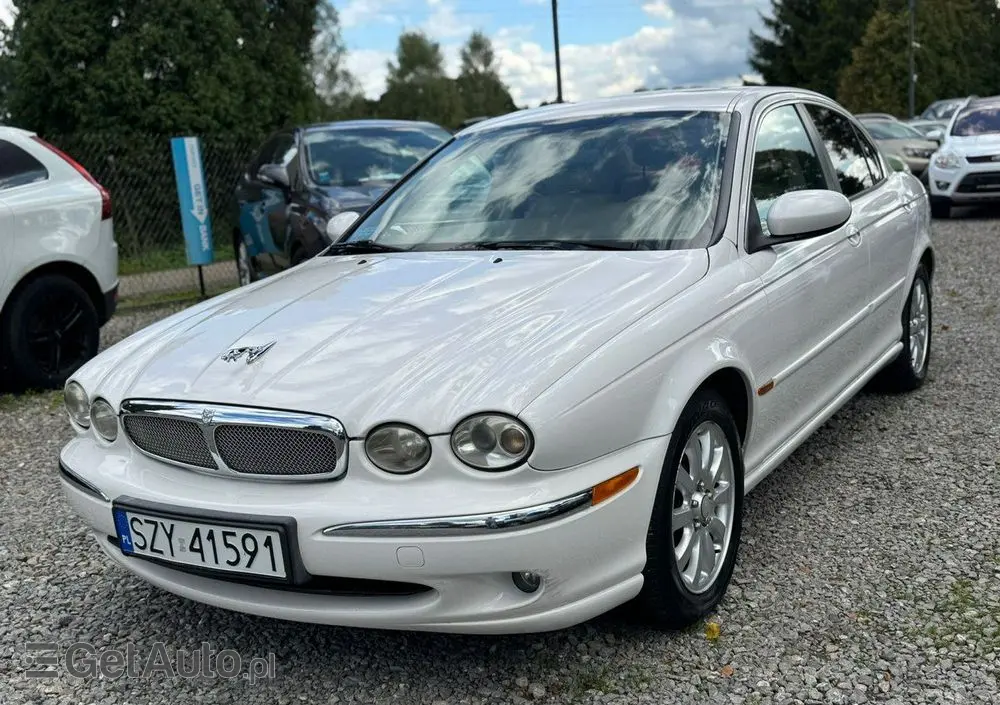 JAGUAR X-Type 