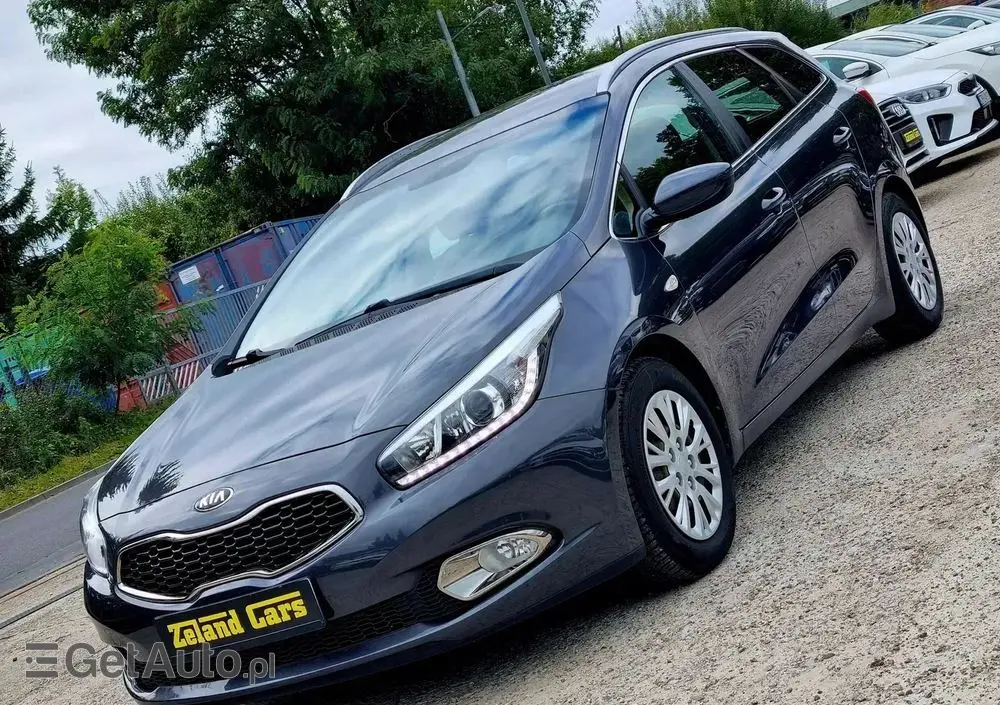 KIA Ceed 1.6 CRDi 128 ISG Dream Team Edition
