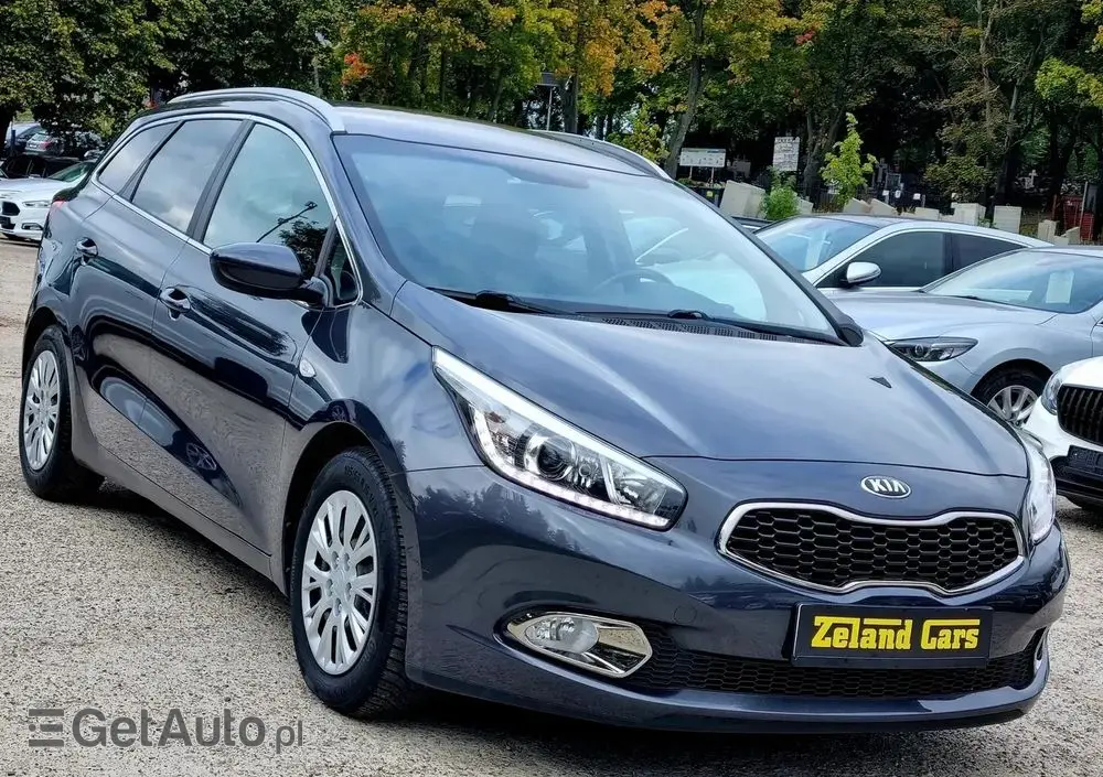 KIA Ceed 1.6 CRDi 128 ISG Dream Team Edition